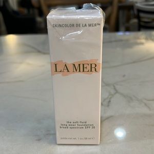 La Mer The Soft Fluid Longwear Foundation Briad Spectrum SPF 20 220 Neutral